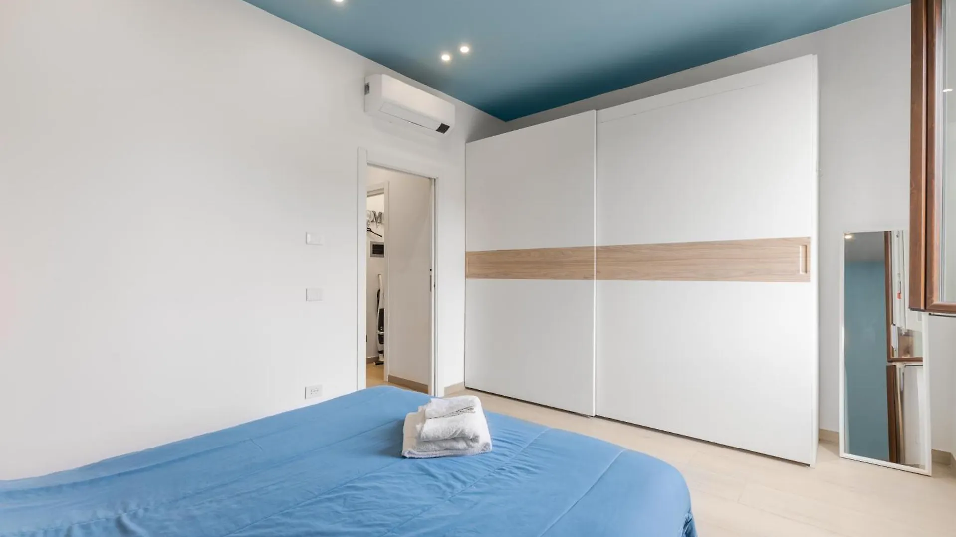 Appartamento Minimal House - 4Persone - Centro Milano Italia